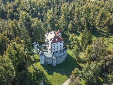 Historische Residenz aus der Luft